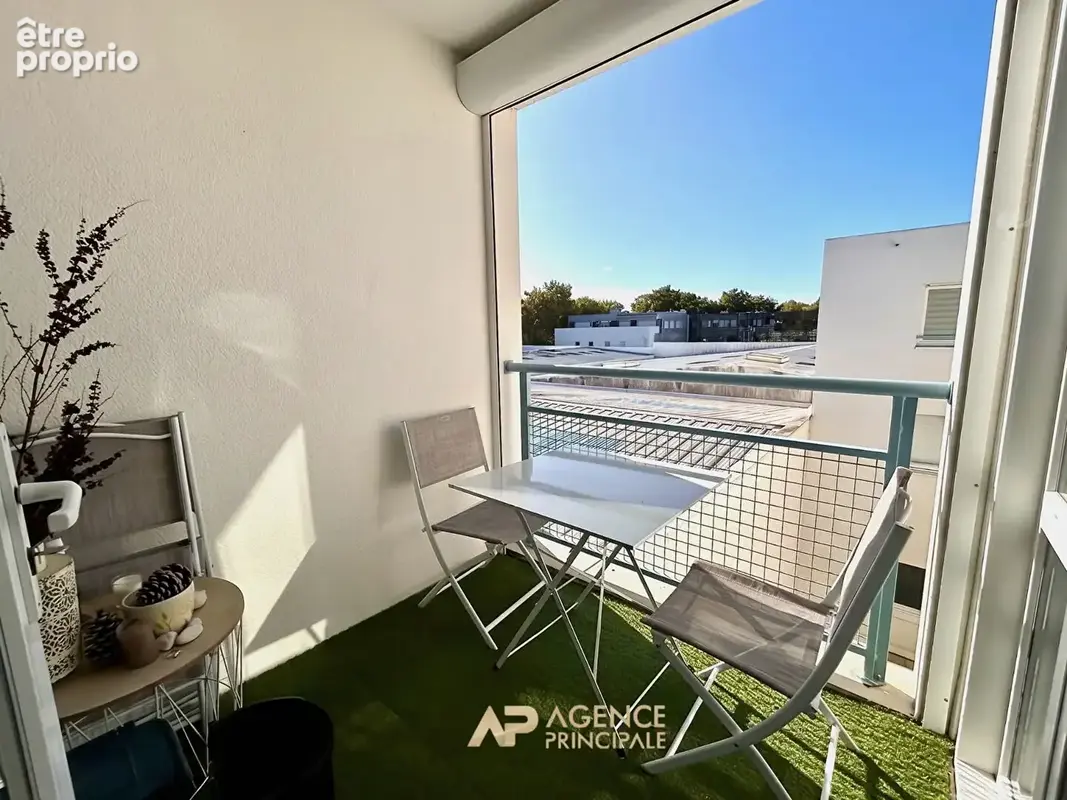 Appartement T3 57 m² avec parking - La Ville en Bois - La Rochelle - photo 2