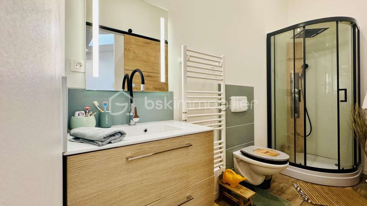 Maison de Rapport ou Résidence Secondaire partagée - 3 appartements meublés - photo 30