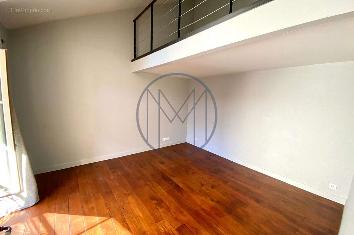 Appartement à VERSAILLES