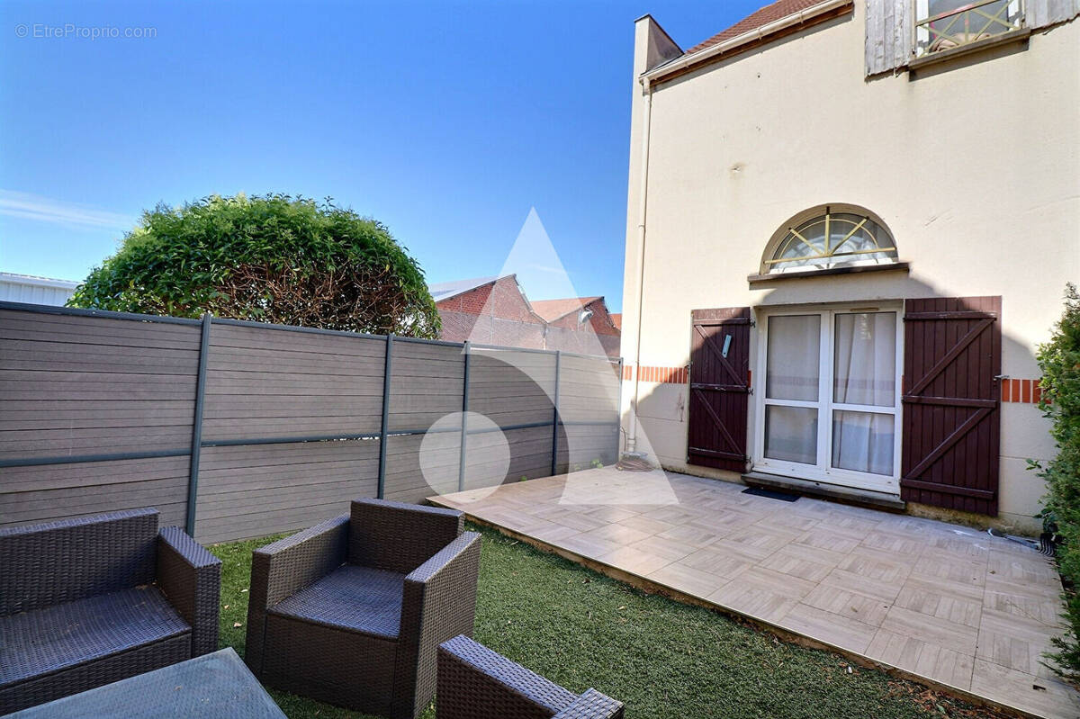 Maison à SAINT-OUEN-L&#039;AUMONE