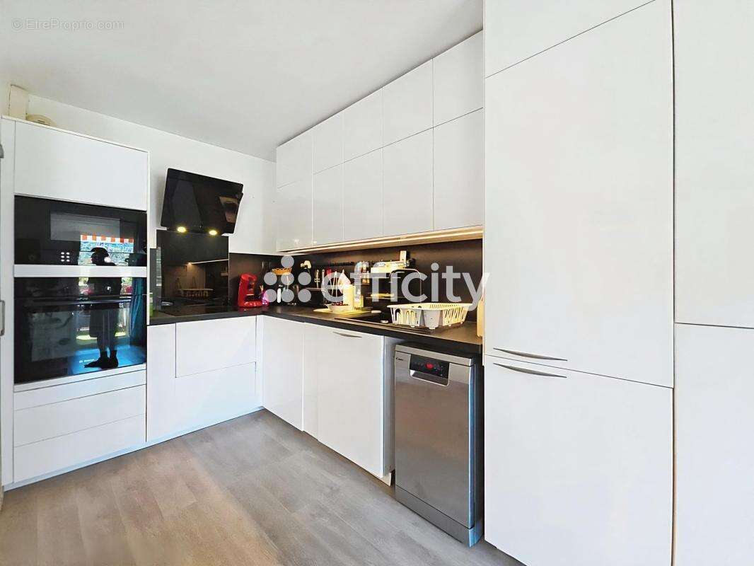 Appartement à MARSEILLE-9E