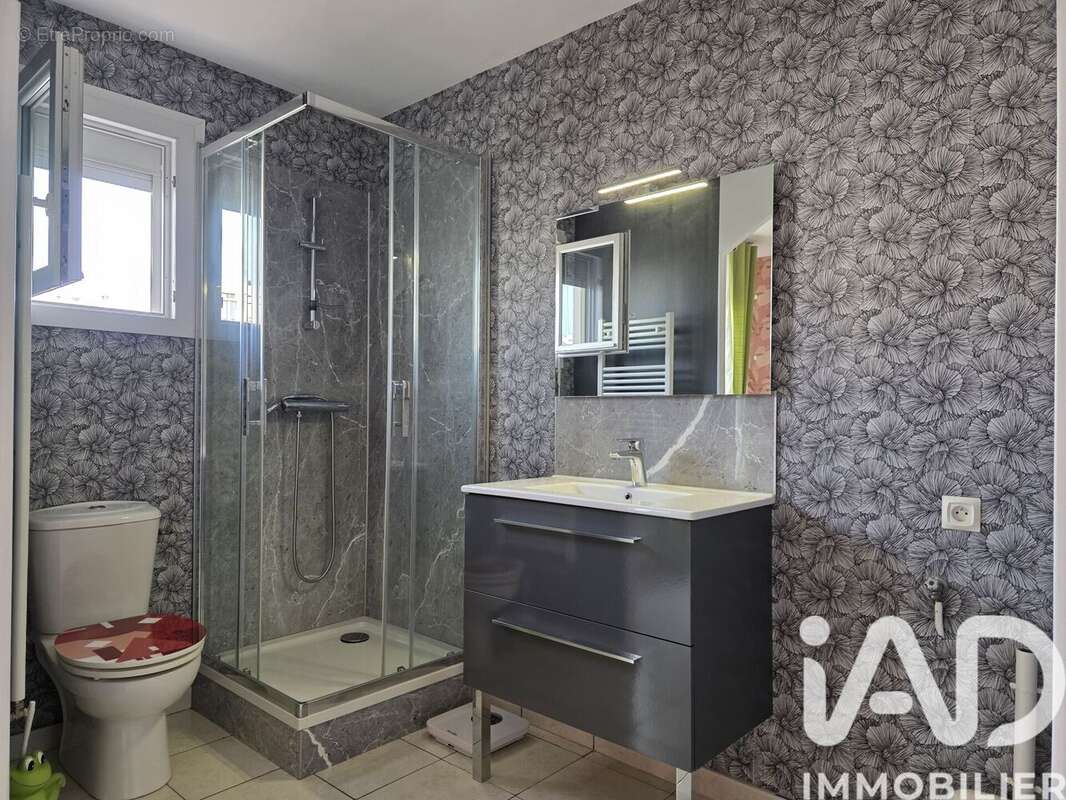 Photo 9 - Appartement à CHATELLERAULT