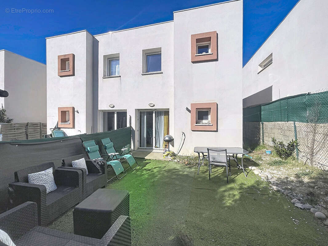 Maison à MANOSQUE
