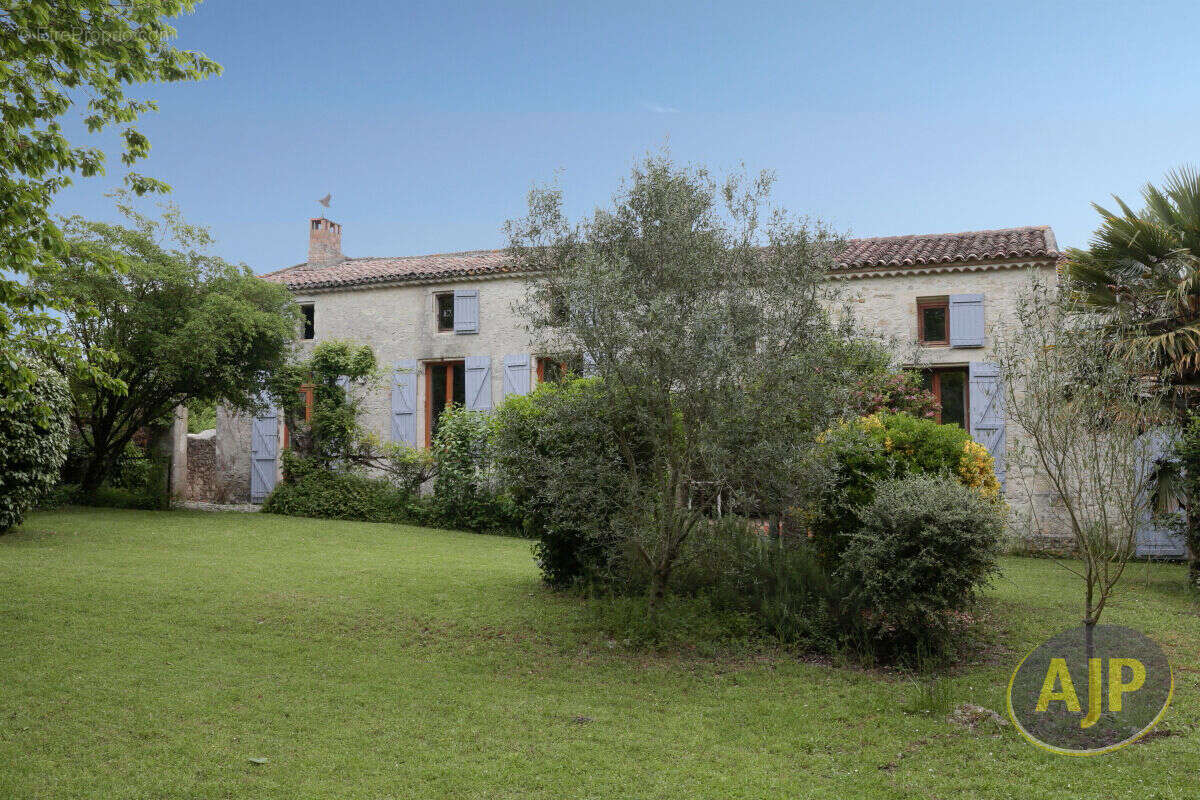 Maison à CIVRAC-EN-MEDOC