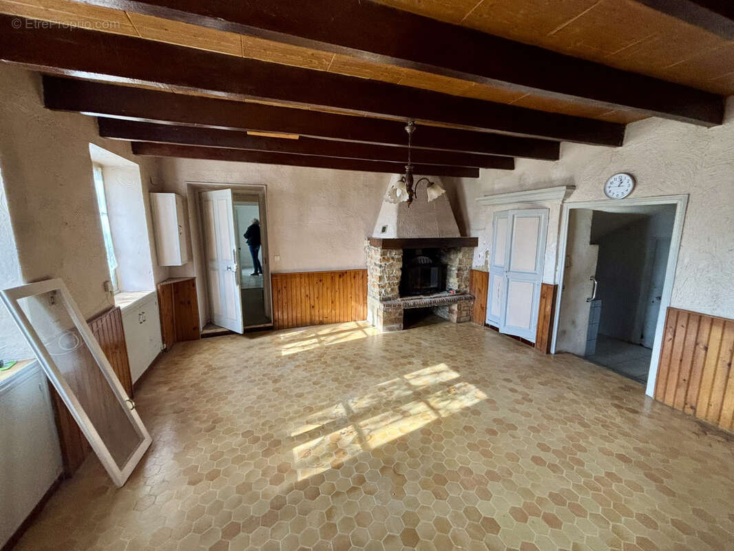 Maison à COLONZELLE