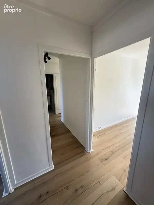 Appartement T3 avec cave et parking - photo 6