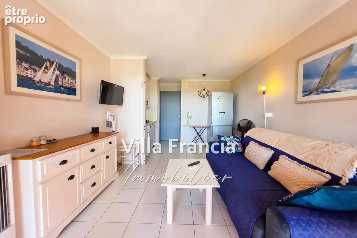 Appartement 1 pièce 22 m² à vendre à Saint-Raphael (83700) - photo 2