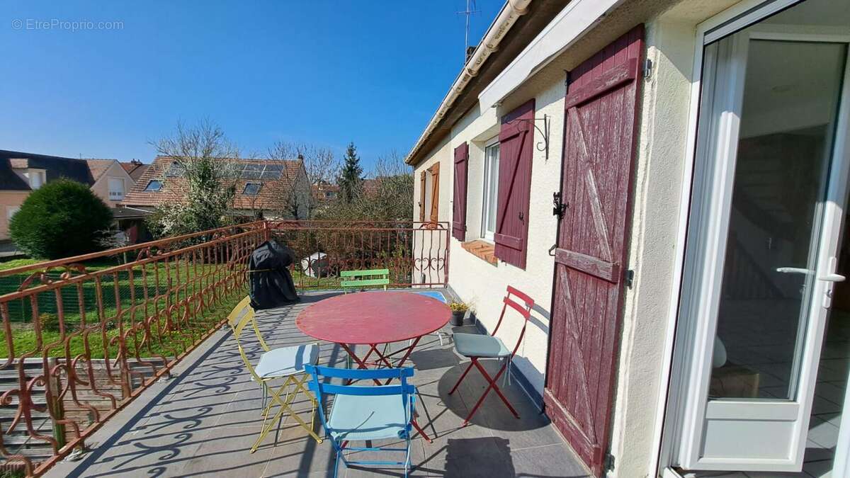 Maison à COIGNIERES