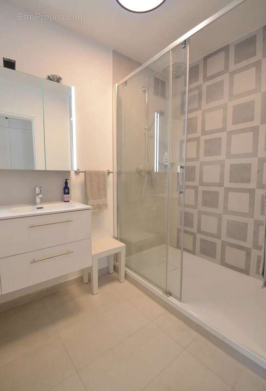 Appartement à CROISSY-SUR-SEINE