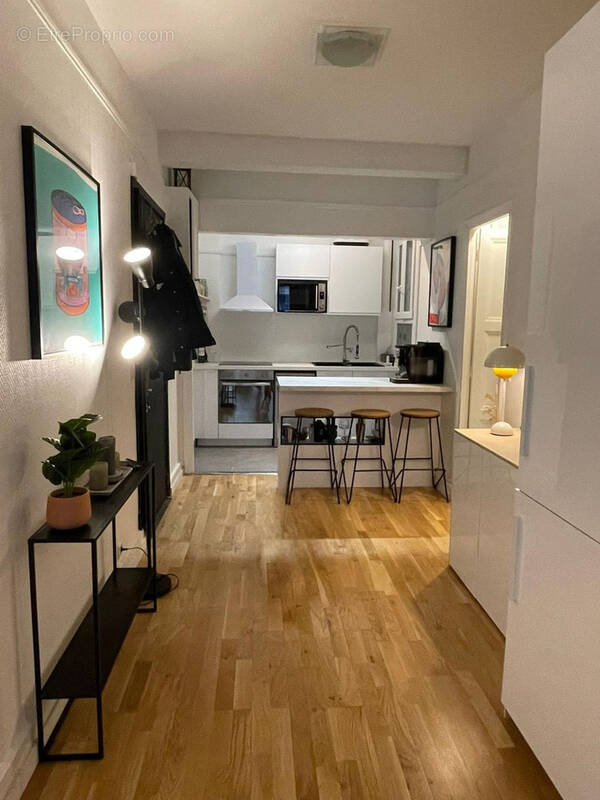 Appartement à PARIS-18E