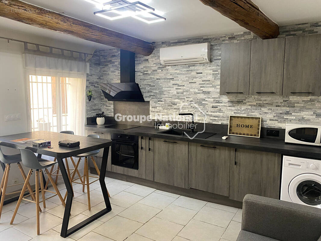 Maison à SAINT-LAURENT-D'AIGOUZE