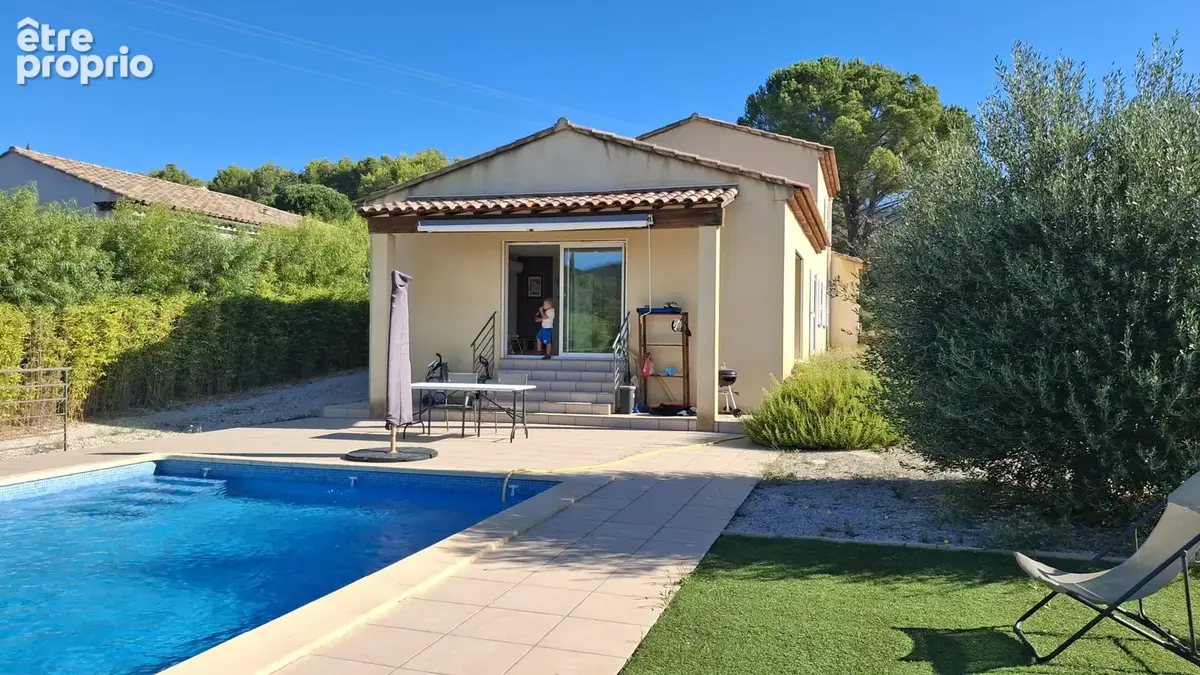 Maison individuelle avec belle vue dégagée sur les collines environnantes - photo 4