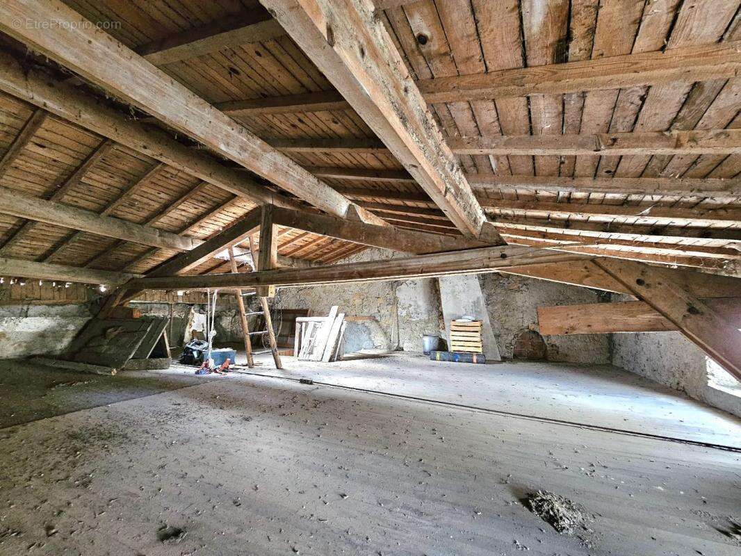 Maison à LA BASTIDE-SUR-L'HERS