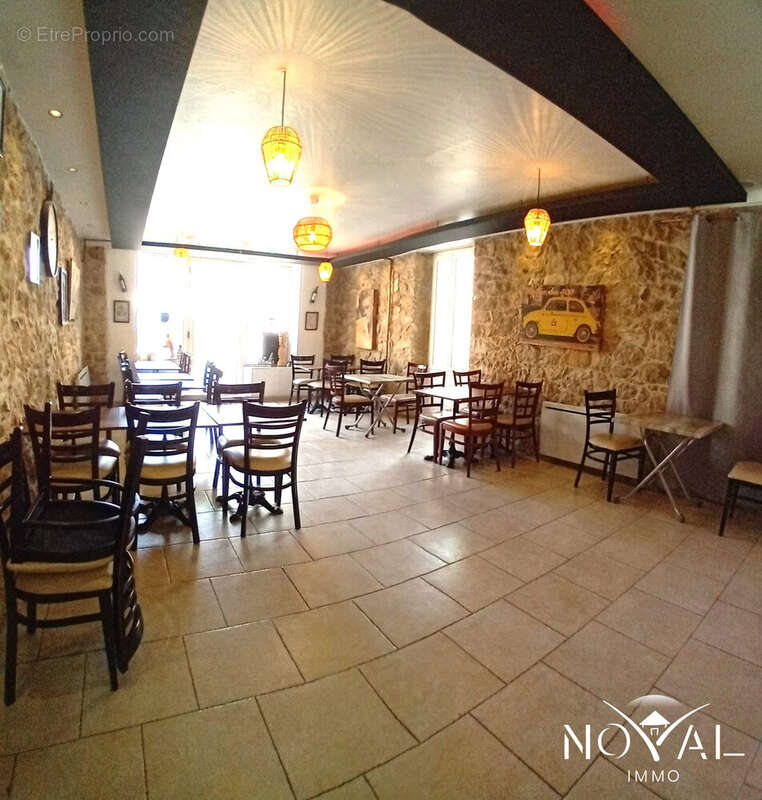 Autre à SAINT-CEZAIRE-SUR-SIAGNE