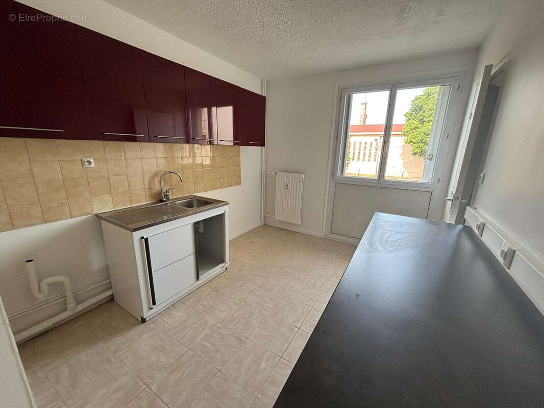 Appartement à PORT-DE-BOUC