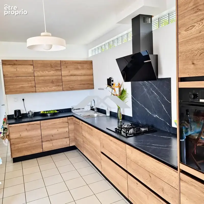 Maison 6 pièces 170 m² à vendre à Le Tampon (97432) - photo 3