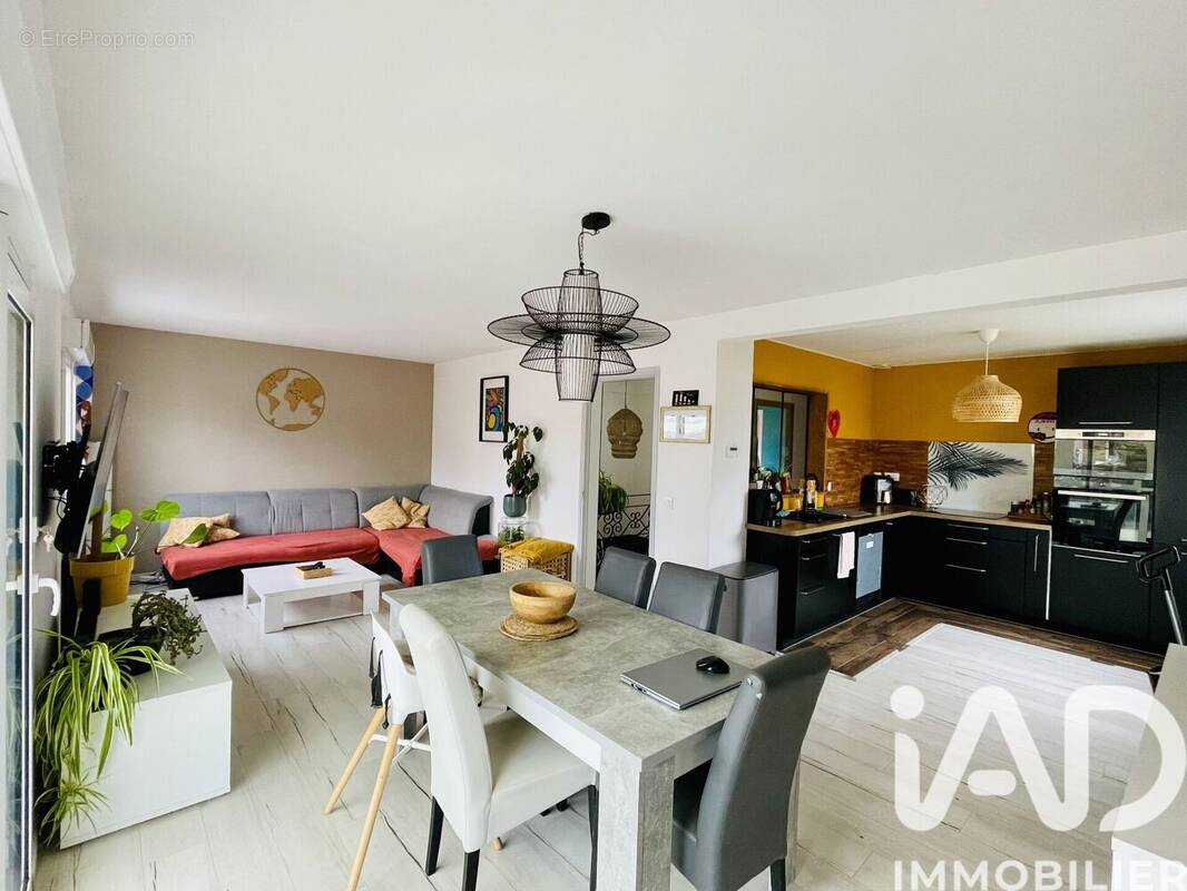 Photo 1 - Maison à CHARLEVILLE-MEZIERES