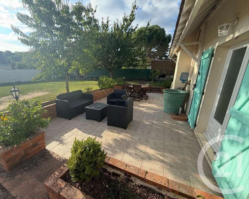 Maison à LIVRY-SUR-SEINE