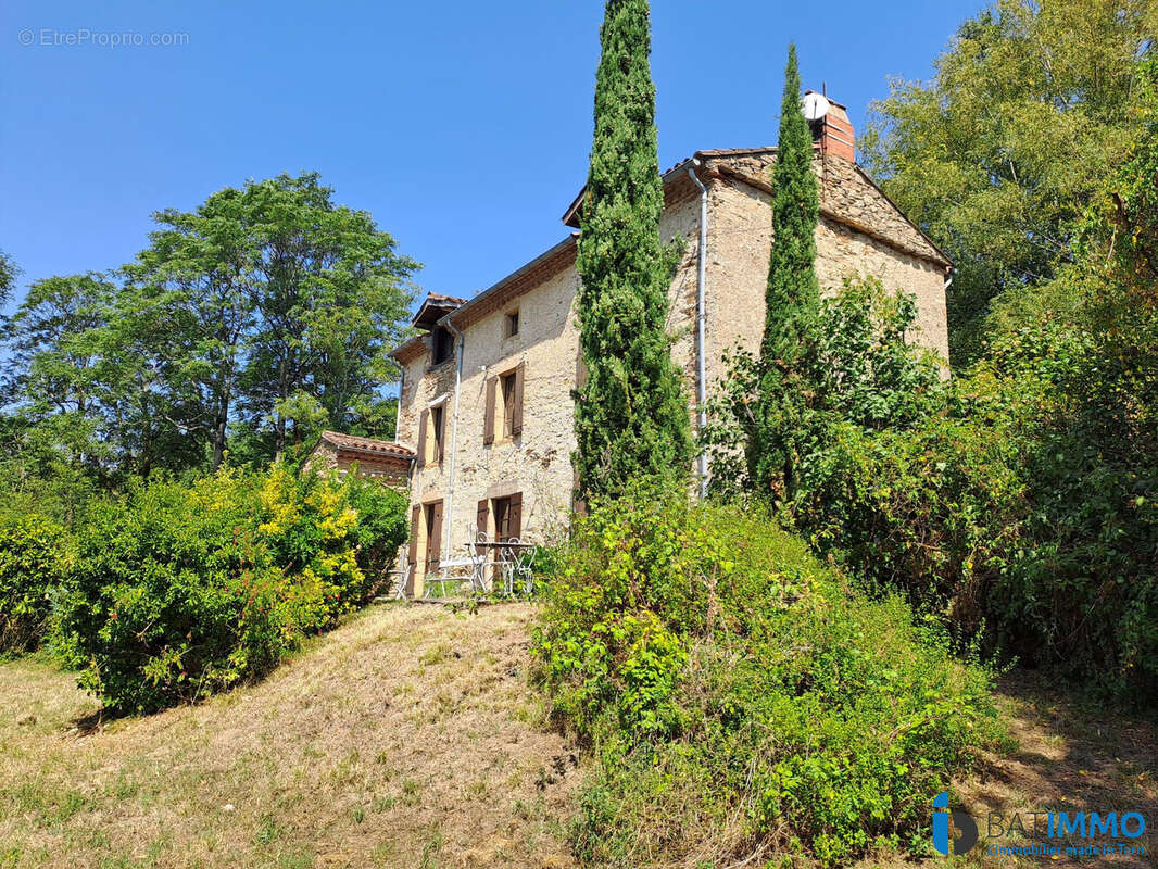 Maison à SAINT-AMANS-VALTORET