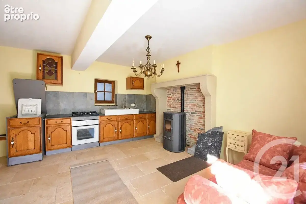 Maison 3 pièces 60 m² à vendre à Abrest (03200) - photo 1