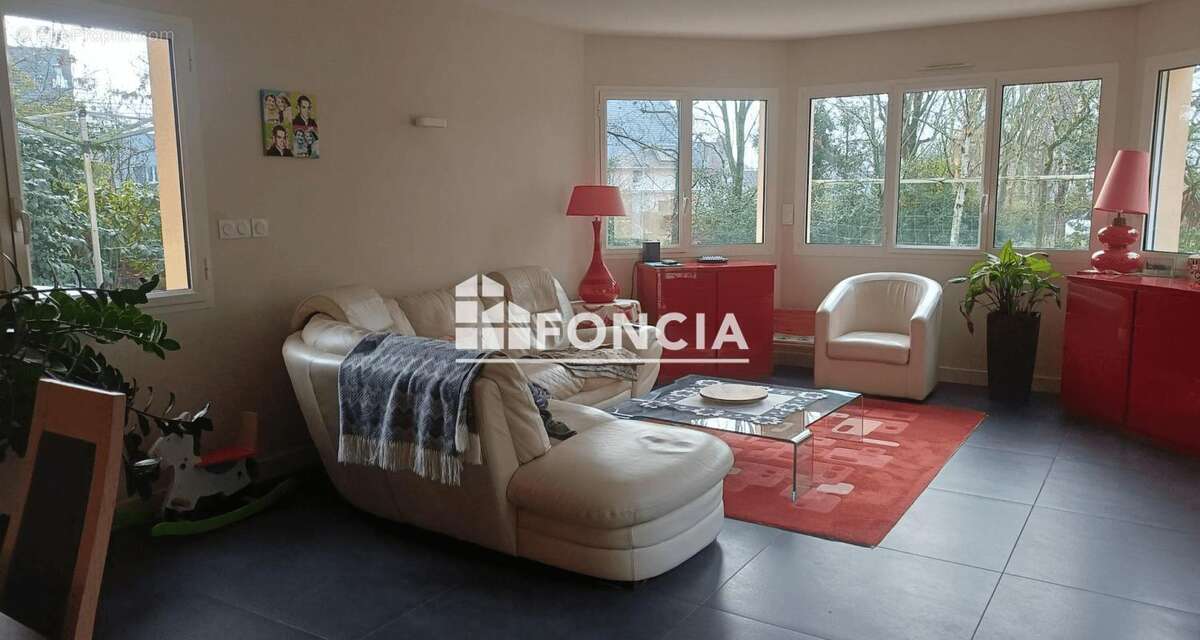 Maison à CHARTRES-DE-BRETAGNE