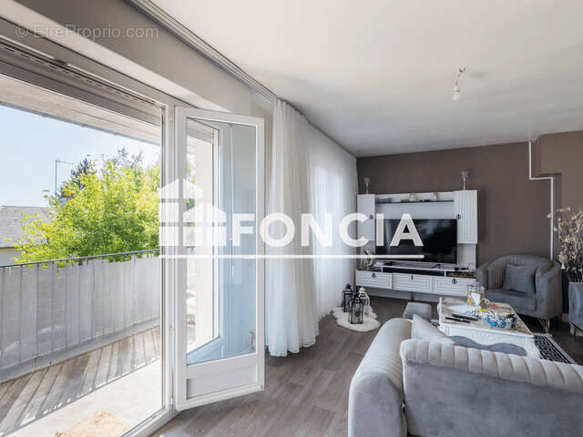 Appartement  96 m²  3 chambres  à deux pas zone commerciale antibes - photo 2