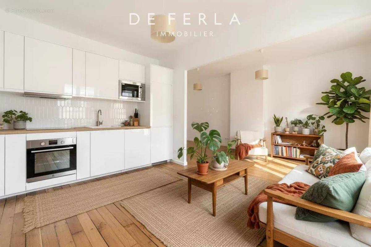 Appartement à PARIS-14E