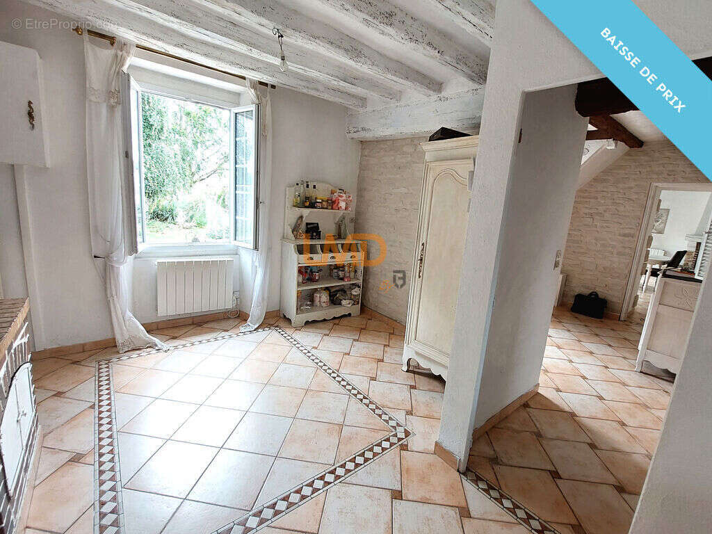 Maison à DONNEMARIE-DONTILLY