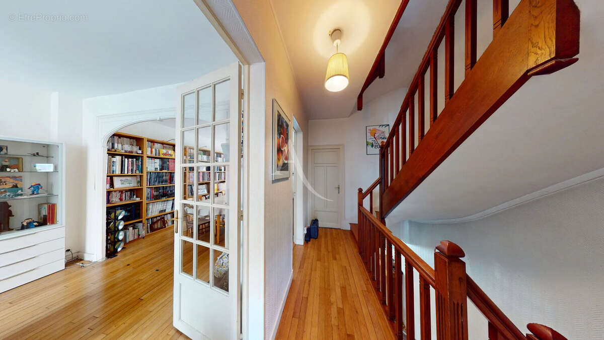 Quartier Théâtre - Maison 167m² + Jardin - photo 2
