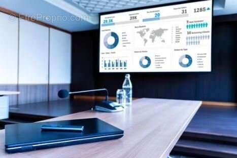 Commerce à CHALLES-LES-EAUX