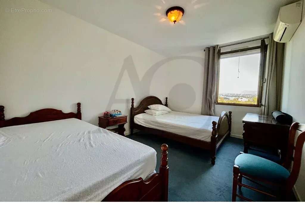 Maison à VILLENEUVE-LOUBET