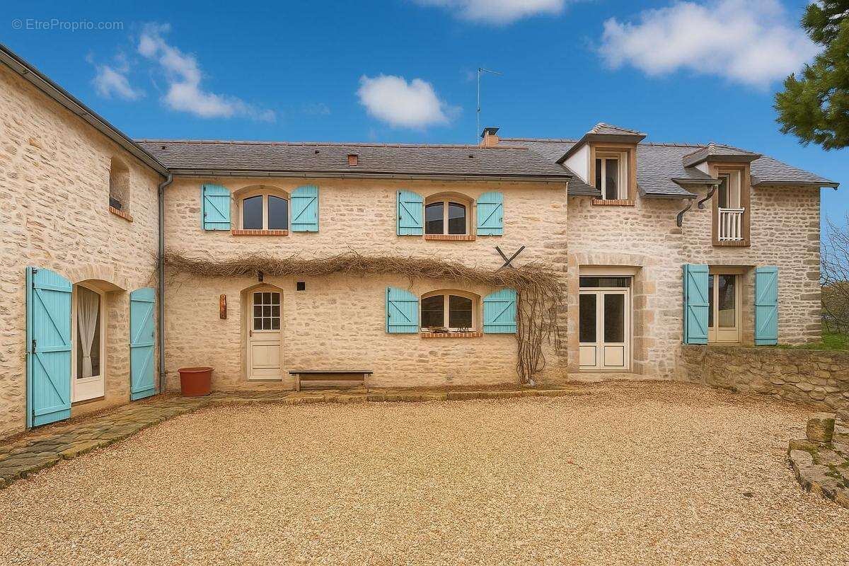 Maison à MORIGNY-CHAMPIGNY