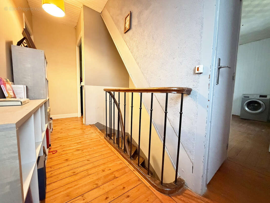 Maison à MAGNEUX