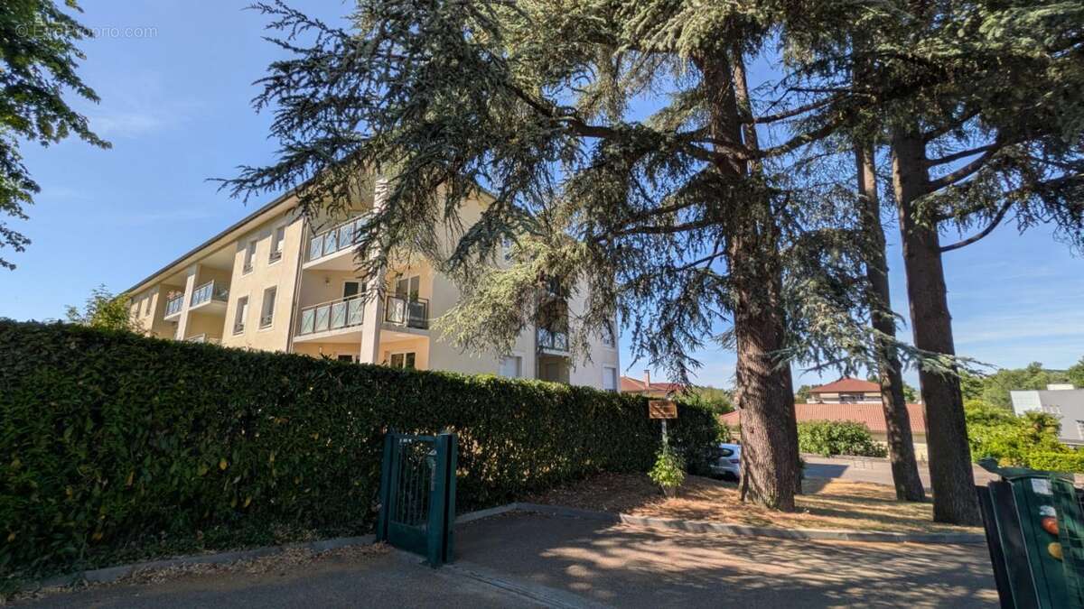 Appartement T2 Bourgoin Jallieu, 48 m² + garage et parking - photo 10