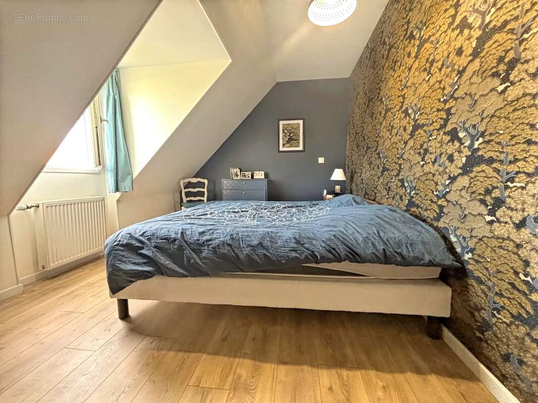 Maison 140 m² à Pont-De-Metz  - photo 7