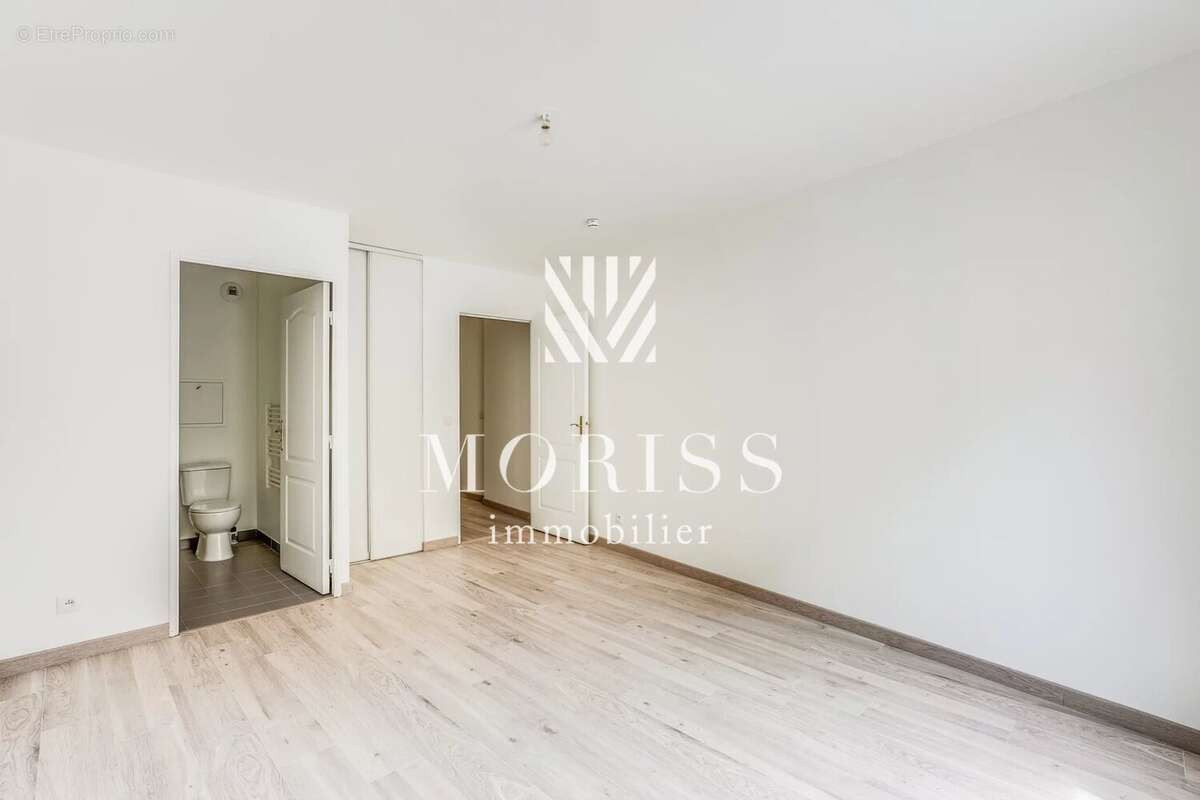 Appartement à PARIS-20E