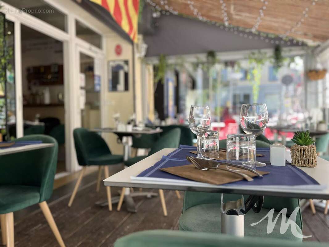Fonds de commerce restaurant a vendre barjols avec terrasse et veranda - photo 2