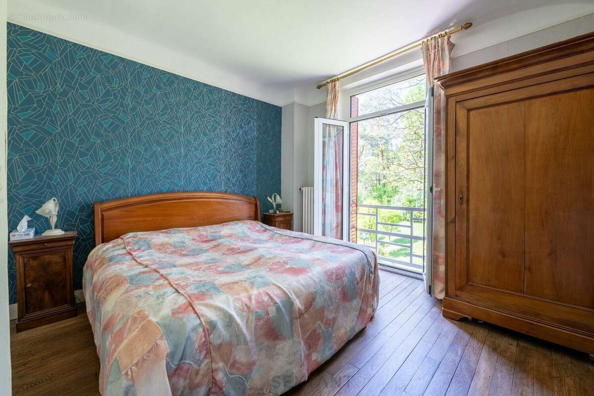 Voici une propriété au calme et à proximité de tout ! - photo 16