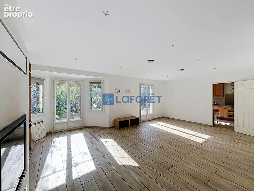 Maison 8 pièces 5 chambres - Les Gatînes Savigny Sur Orge - photo 4
