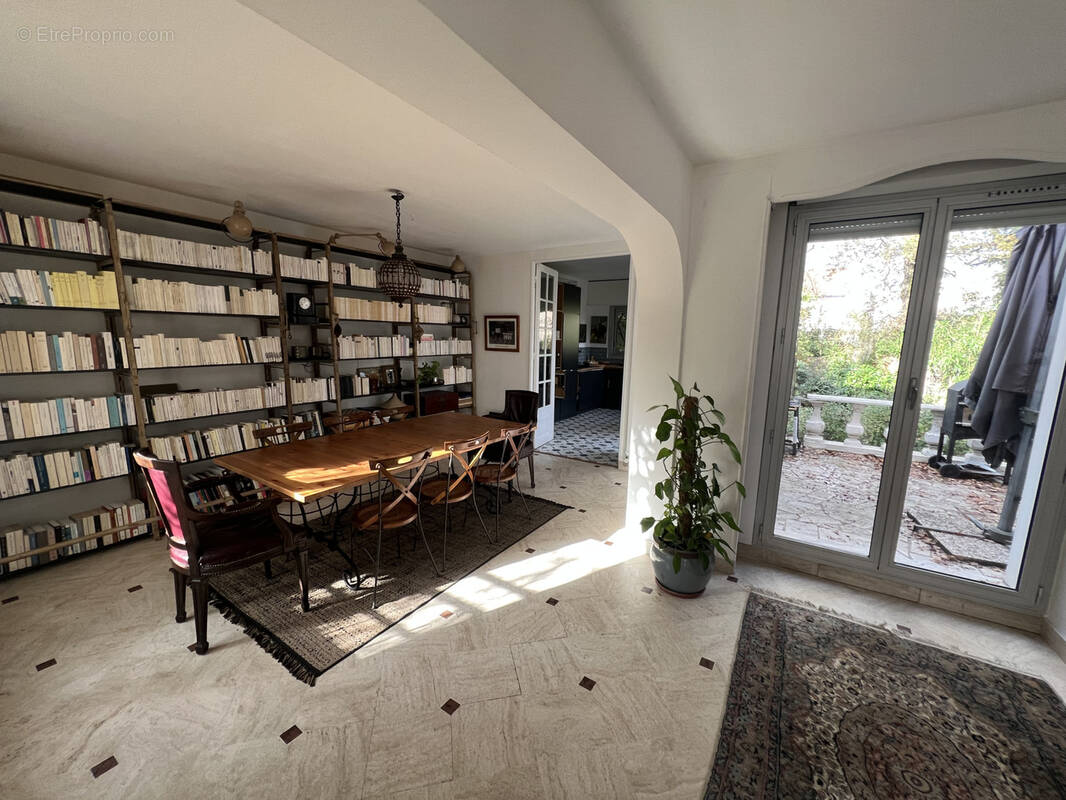 Maison à CHAMPIGNY-SUR-MARNE