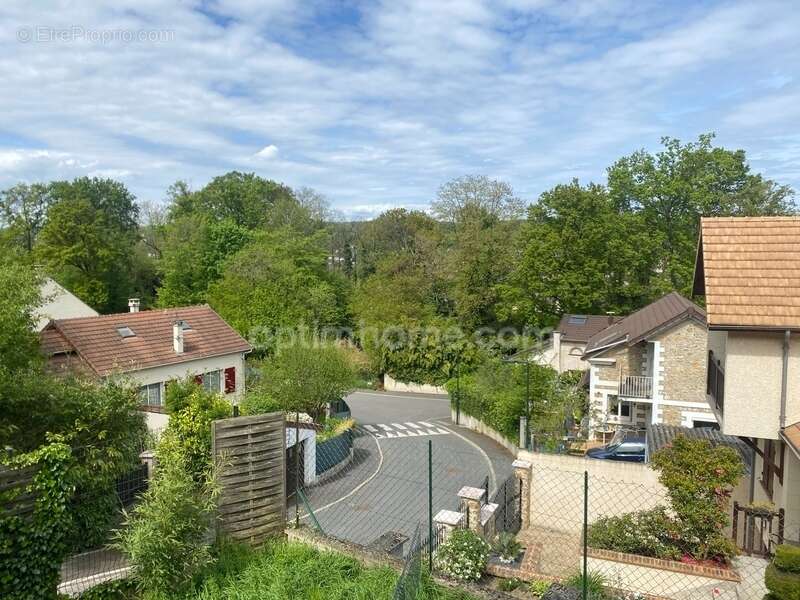 VILLEBON-SUR-YVETTE (91) - Maison individuelle avec jardin dans un environnement privilégié - photo 7