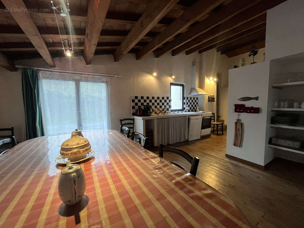 Maison à CASCASTEL-DES-CORBIERES