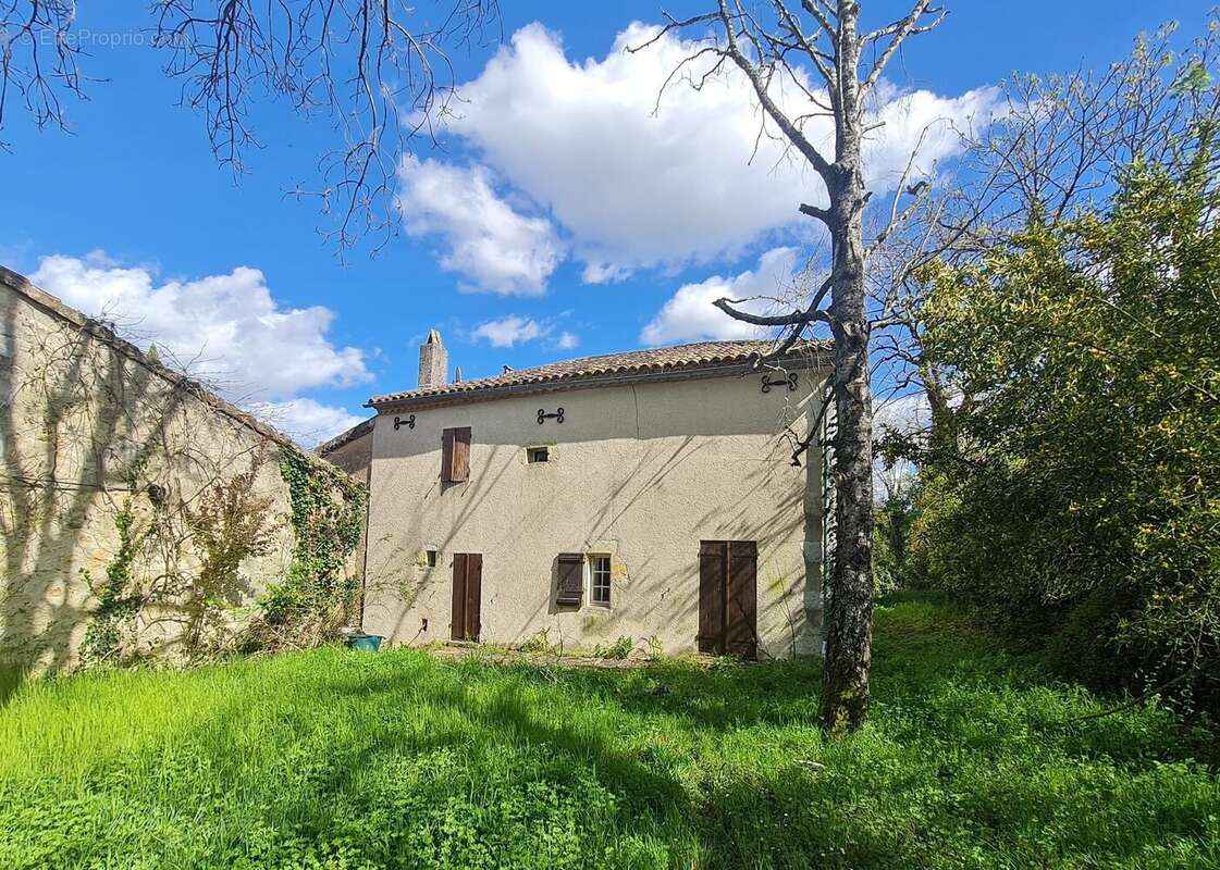 Maison à SAINT-PUY
