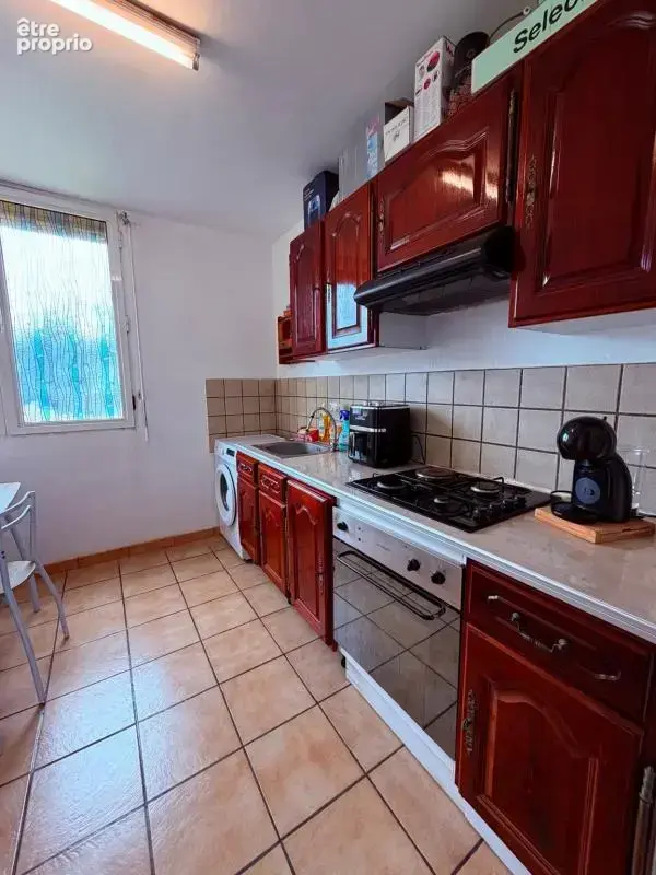 Appartement F4 à Sainte-Marie, résidence calme, proche de toutes commodités - photo 3