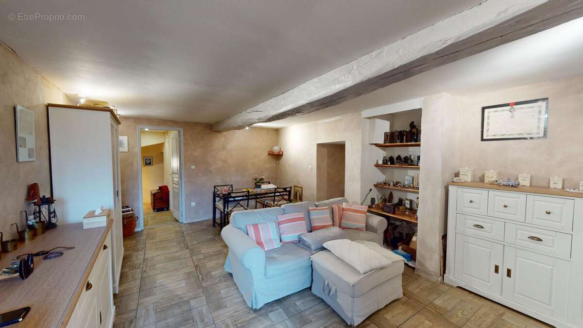 Maison à MENETREOL-SOUS-SANCERRE