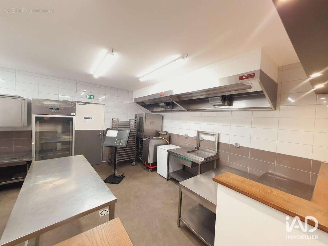 Photo 2 - Commerce à ROZ-SUR-COUESNON