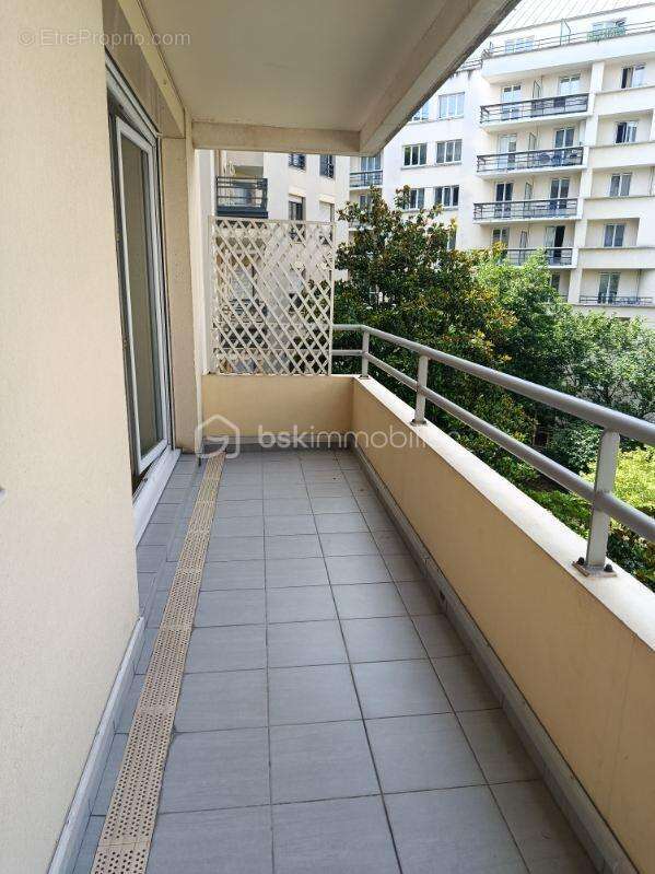 Coup de cœur au Val de Seine-Superbe F3 avec loggia! - photo 2