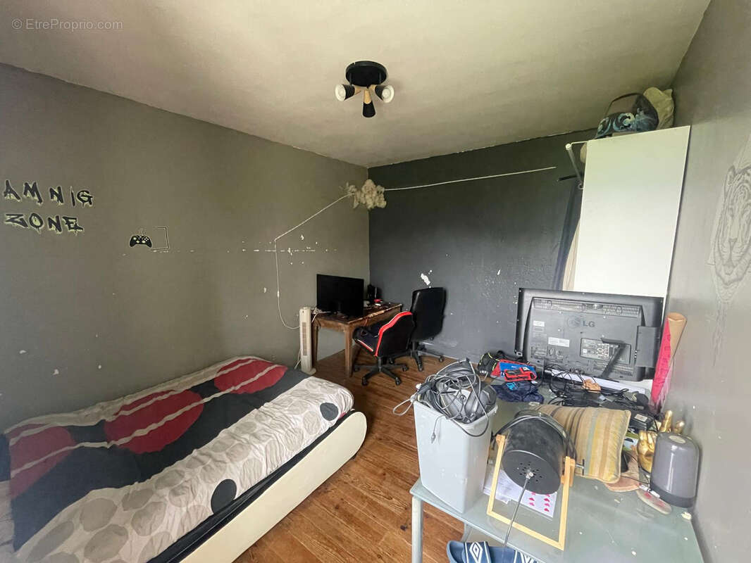 Maison à SAINT-AMANS-VALTORET