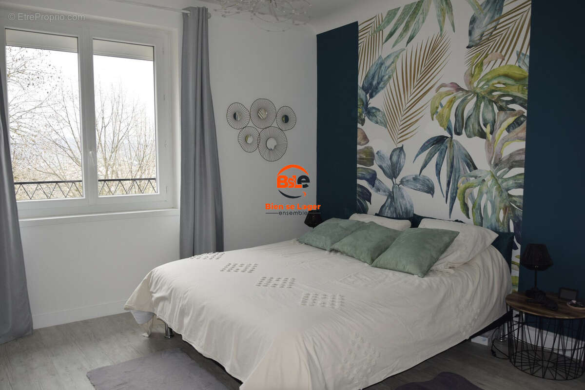 Maison à VEYRE-MONTON