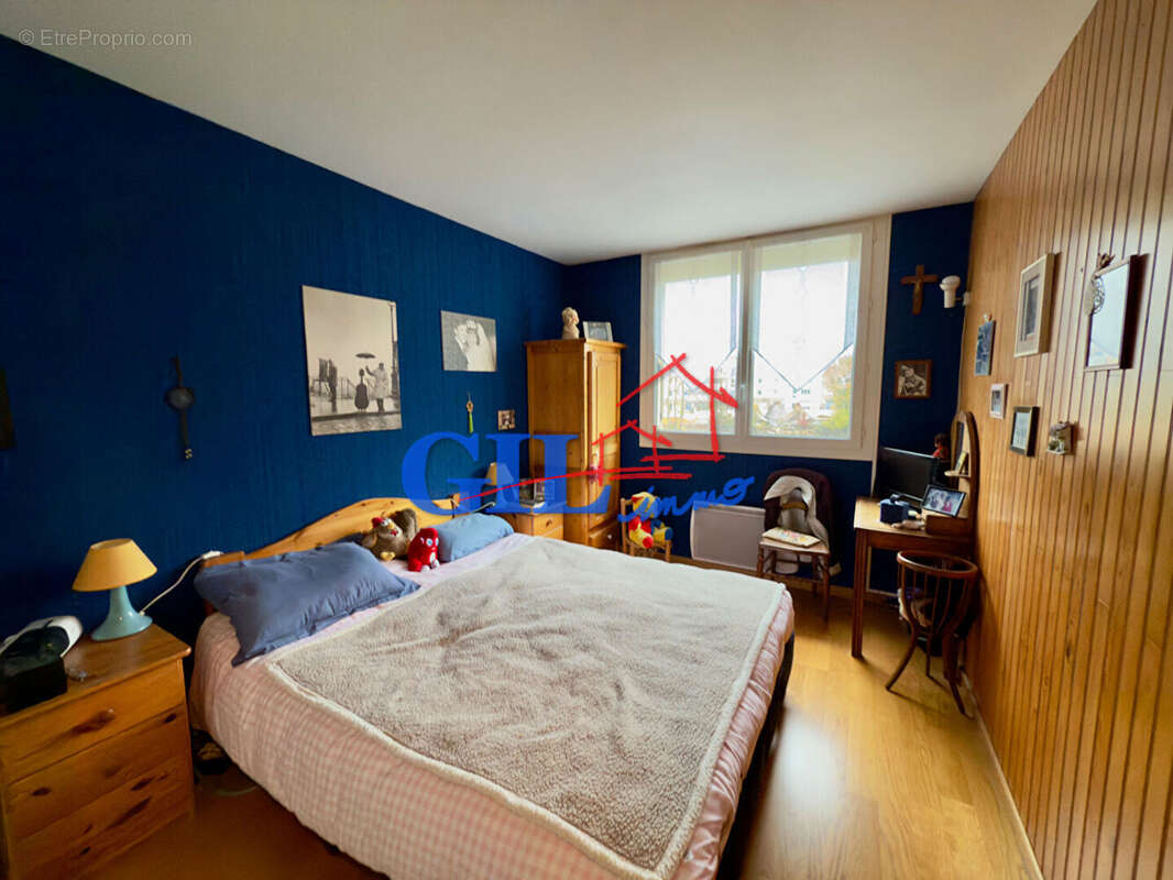 Maison à SAVIGNY-LE-TEMPLE